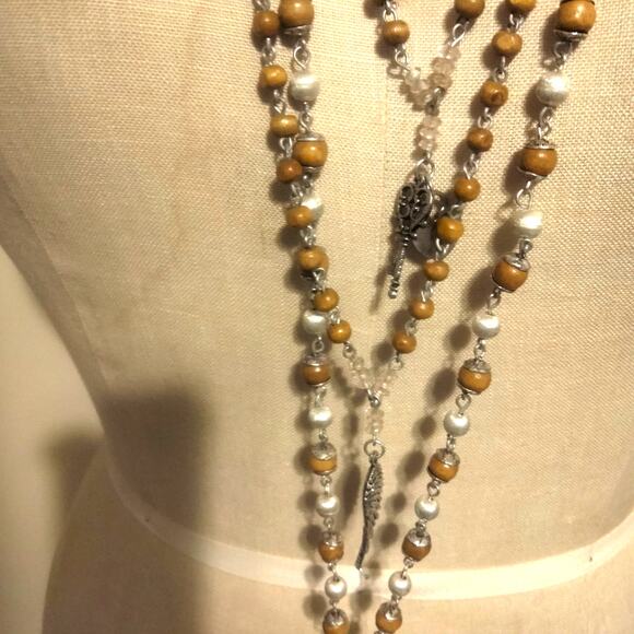 Iris Apfel & Bajalia 3 Silver & Wood Bead Layered Pendant Statement Necklaces - Picture 11 of 16